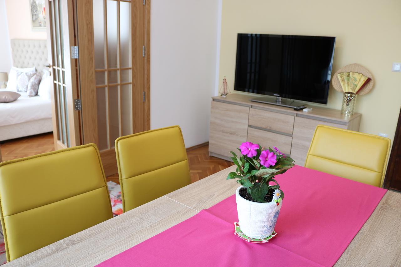 Sea Port Celebrity Apartment - Lets4Holiday Varna Luaran gambar