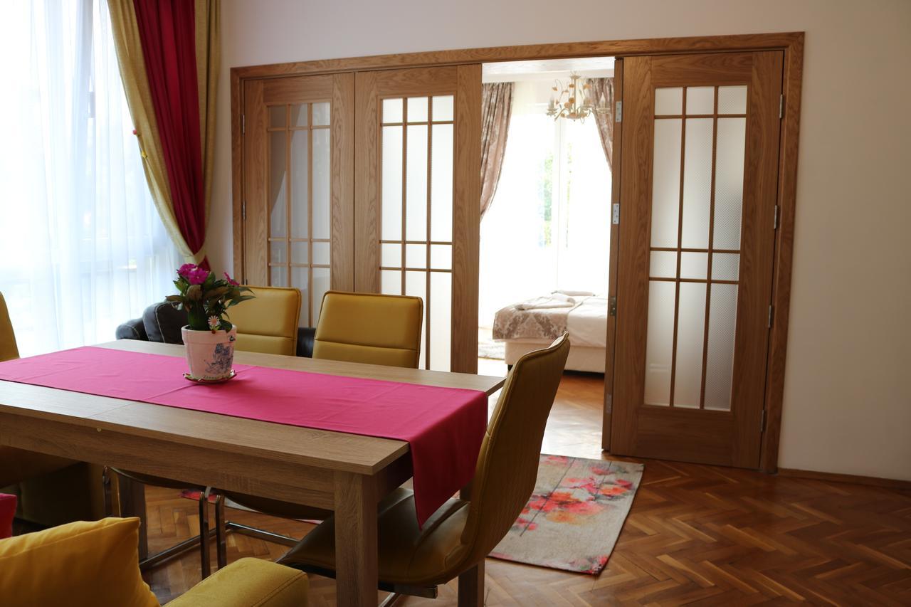 Sea Port Celebrity Apartment - Lets4Holiday Varna Luaran gambar
