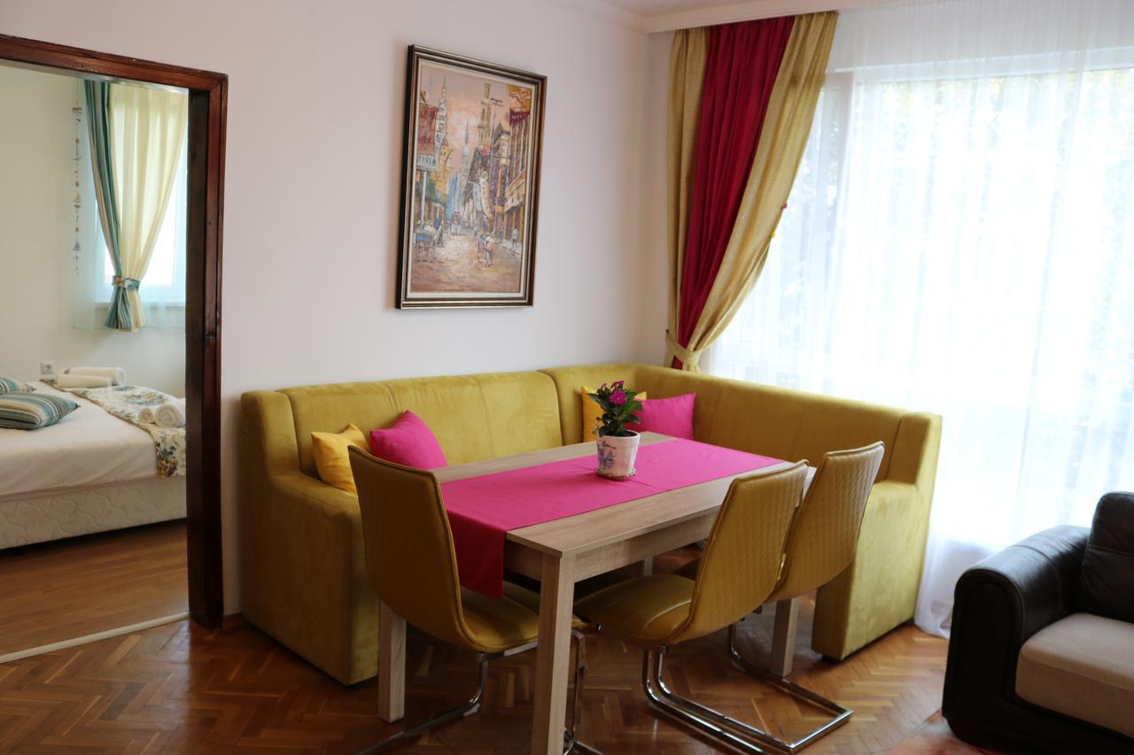 Sea Port Celebrity Apartment - Lets4Holiday Varna Luaran gambar