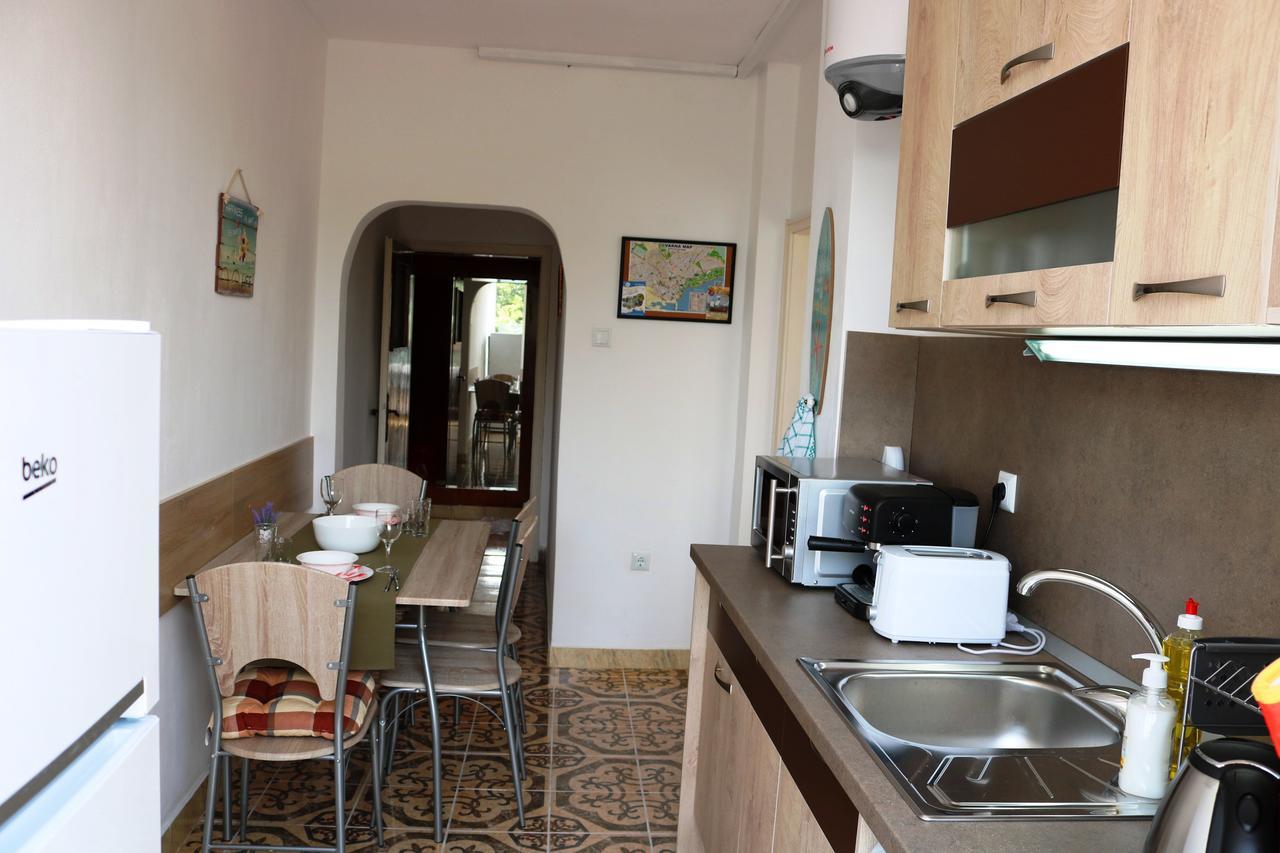 Sea Port Celebrity Apartment - Lets4Holiday Varna Luaran gambar