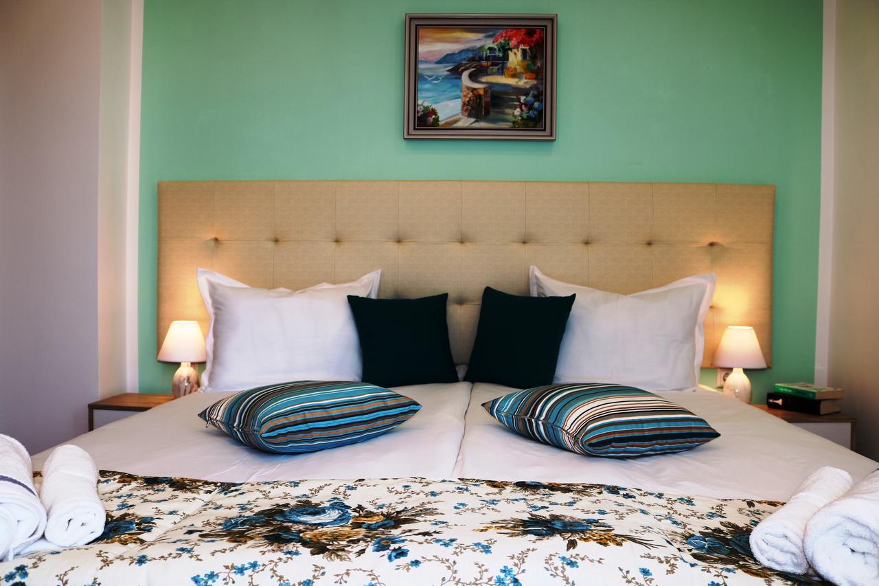 Sea Port Celebrity Apartment - Lets4Holiday Varna Luaran gambar